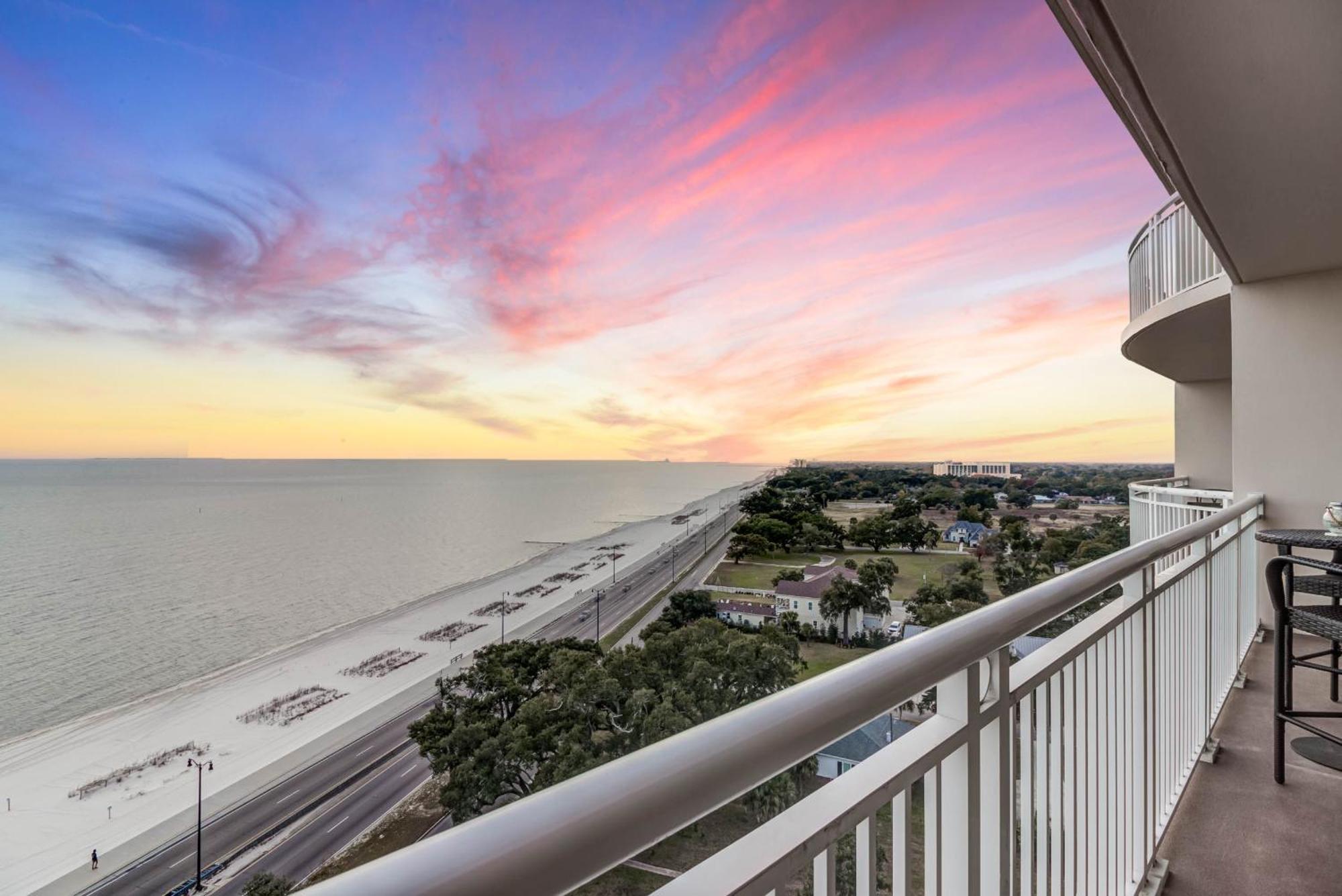 Gorgeous Oceanview 3Br Luxury Condo - Latitude Gulfport Buitenkant foto
